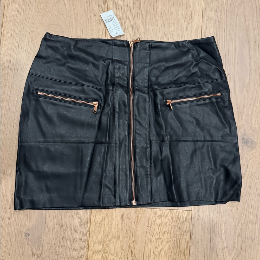Kendall + Kylie PacSun Black Faux Leather Mini Skirt Size Large